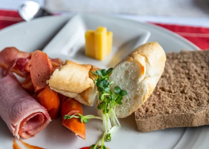  Heritage Line Ginger Cruise - Bay & Lan Ha Bay