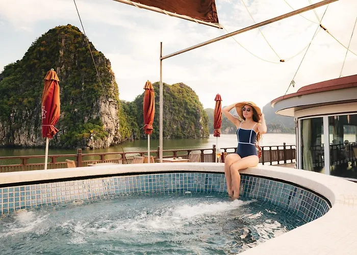  Heritage Line Ginger Cruise - Bay & Lan Ha Bay 5*