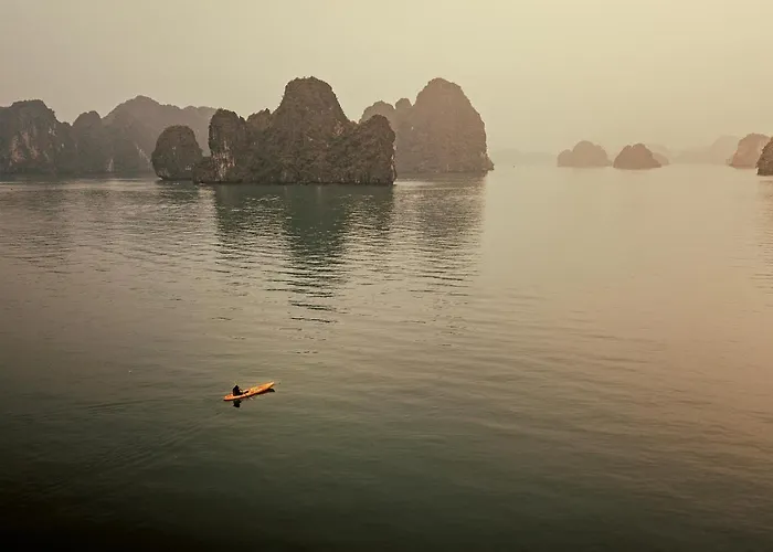  Heritage Line Ginger Cruise - Bay & Lan Ha Bay 5*